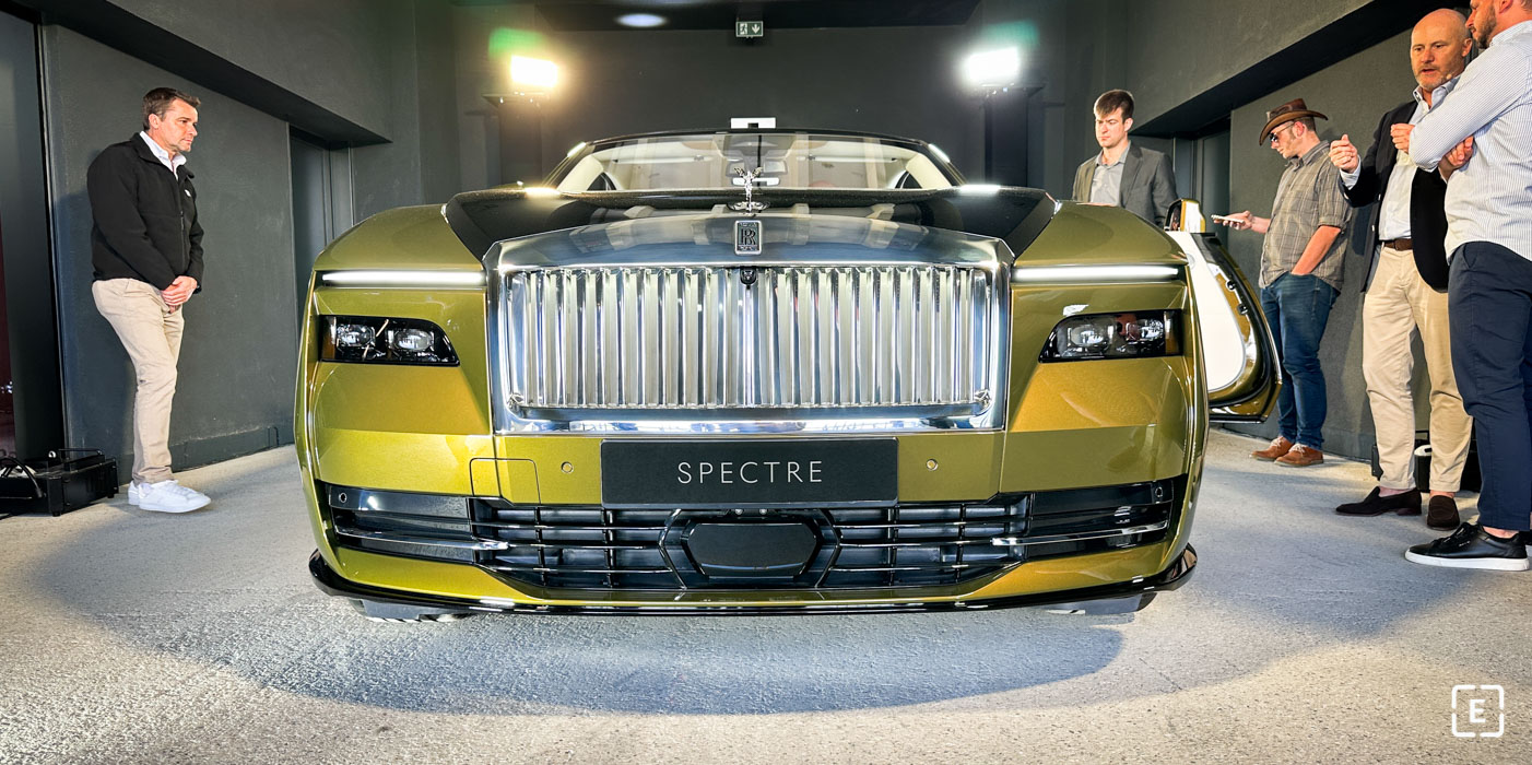 RollsRoyce predstavil nový Phantom najtichšie auto na svete  Auto SME